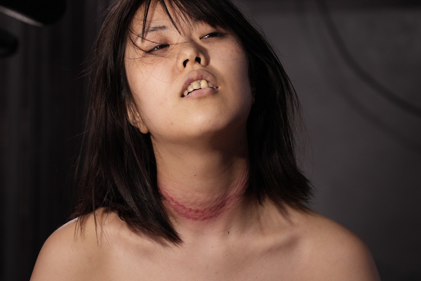 身近に居そうなM女がシリーズ初参戦【PAIN GATE 奇死怪生】